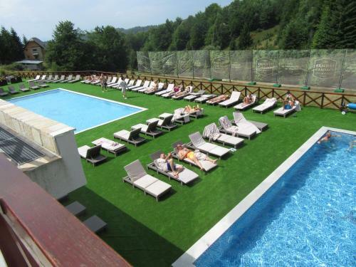 Apartman 5a43, Kraljevi ?ardaci