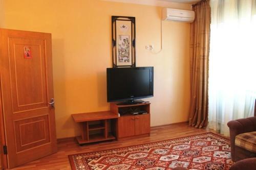 Hostal Chernomorochka Hotel