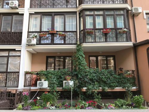 Apartment ? ????