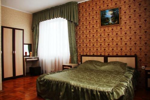 Yakor Hotel