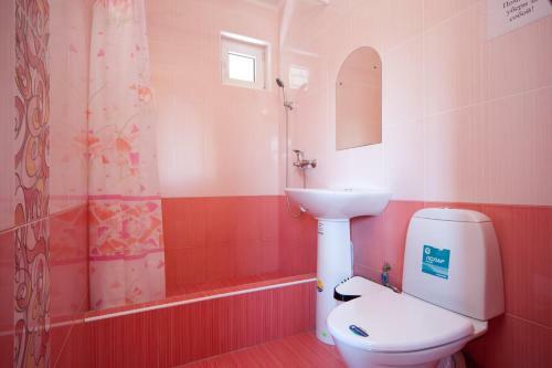 Hostal House 888