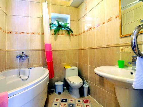 Hostal Guest House De Lux