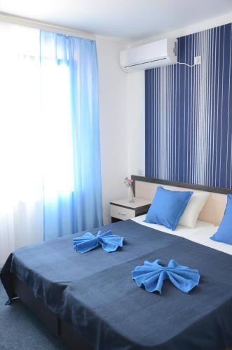 Hostal Guest House On Samburova 213