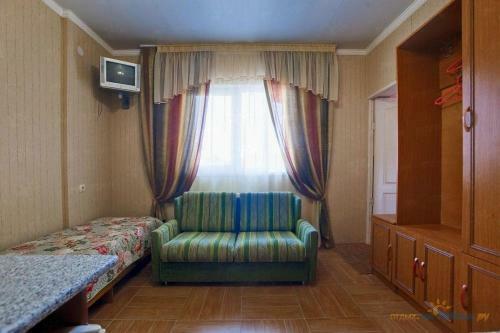 Hostal Solnyshko Guest House
