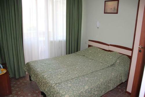 Hostal Guest House Santaliya