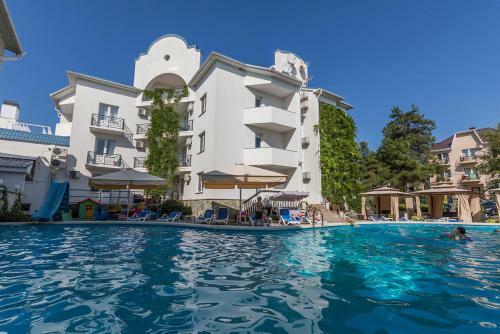Roza Vetrov Hotel