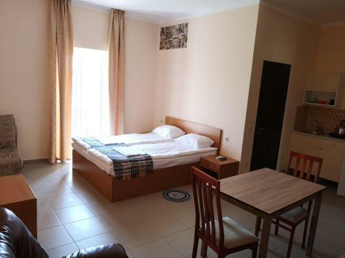 Apart-hotel "family House"