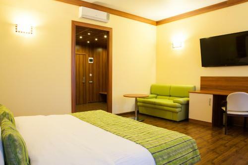 Angel Hotel