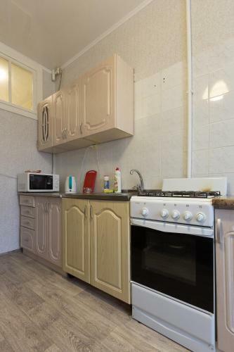 Apartment On Ploshchad Lenina 12/2