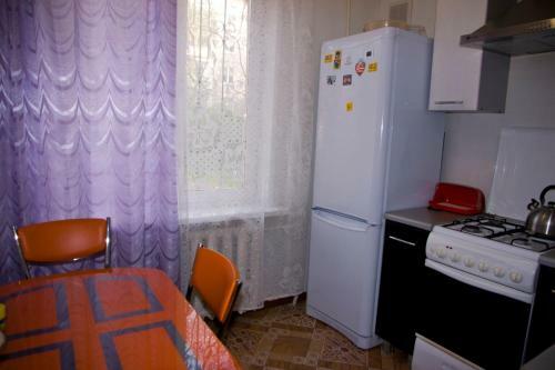 Apartments On Parizhskoy Kommuny 50