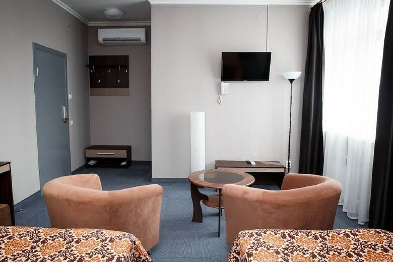 Raketa Hotel