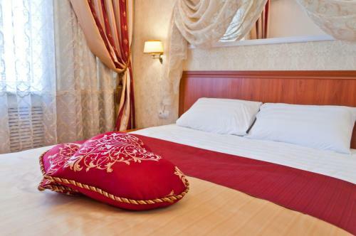 Milyutinsky Hotel