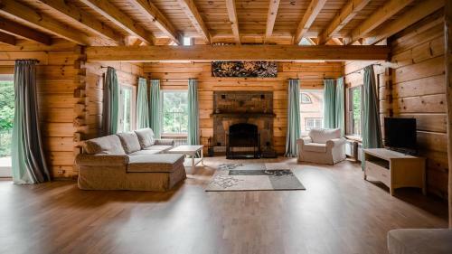 Shanti Lodge