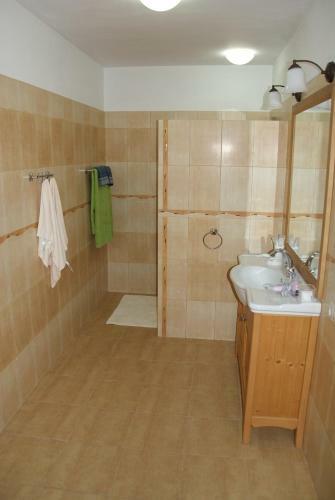 Shanti Lodge