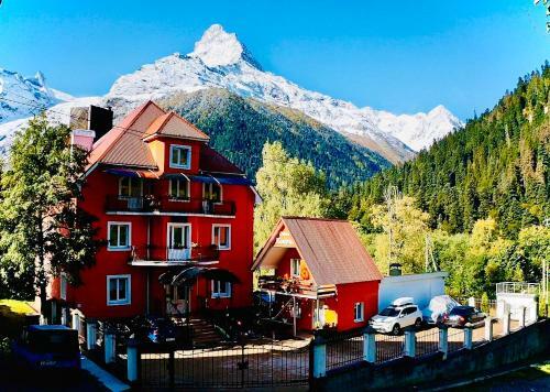 Hostal Hotel Kapriz