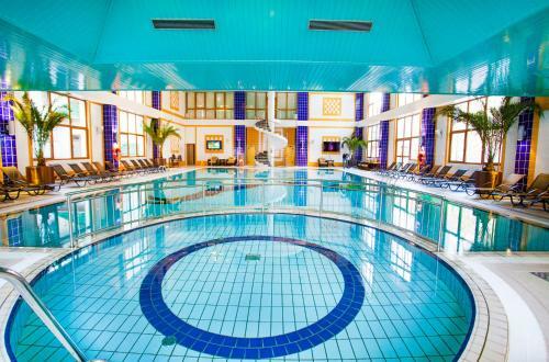 Grand Hotel Polyana Villas