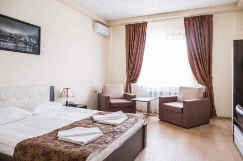 Aviator Hotel