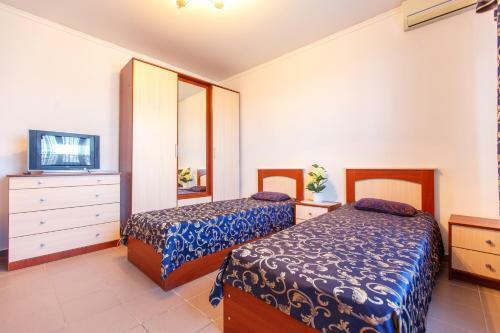 Hostal Guesthouse Valensiya