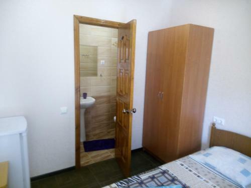 Hostal Viktoriya Guest House