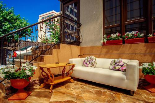 Hostal Guest House On Kabardinskoy 1