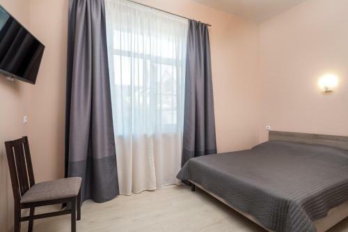 Hostal Abrikos Plus Guesthouse