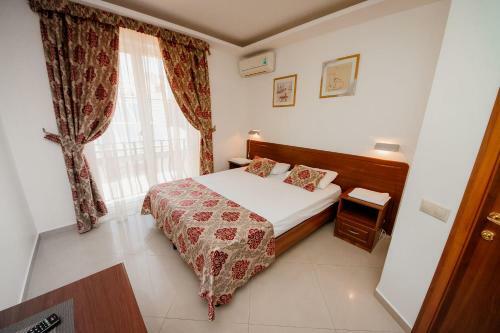 Tristar Hotel