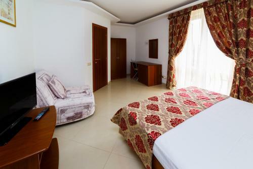 Tristar Hotel