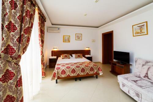 Tristar Hotel