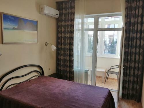 Central Apartment Near Ostrovskogo