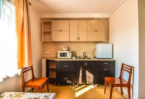 Hostal Guest House "golubaya Laguna"