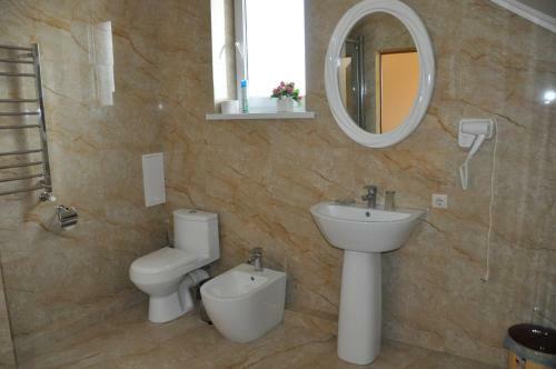 Hostal Shokolad Guest House