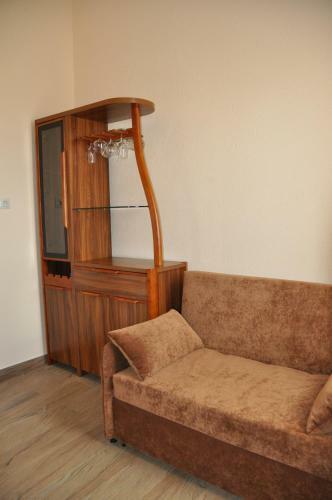 Hostal Shokolad Guest House