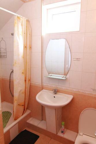 Hostal Aist