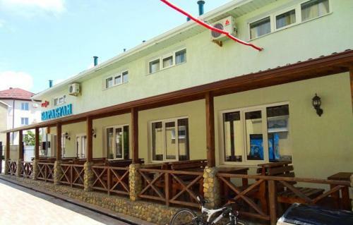 Hostal Guest House Barabulya