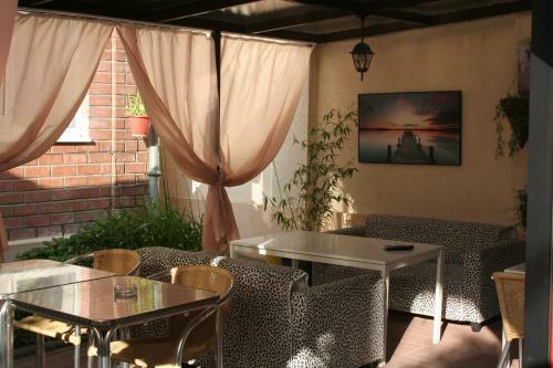 Hostal Adriatic Guest House