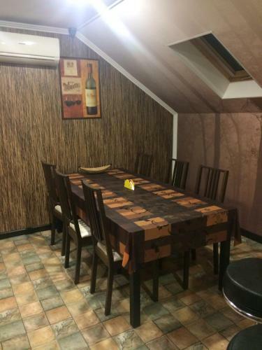 Hostal Comfortable Attic On Ostrovskogo