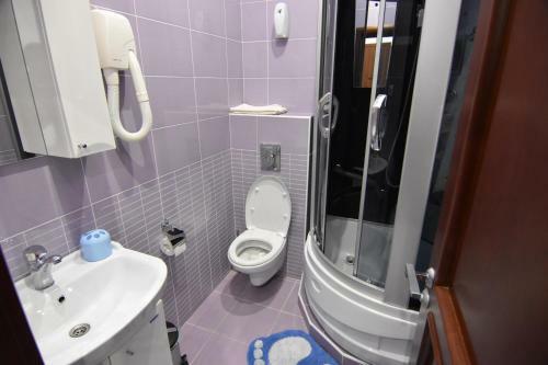 Hotel Manopolis Guest House