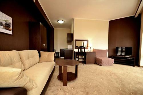 Hostal Villa Laguna Guest House