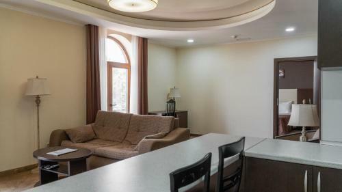 Hostal Villa Laguna Guest House