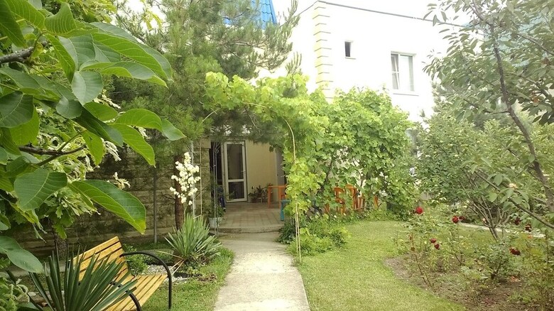 Hostal Golubaya Bukhta Art-hotel