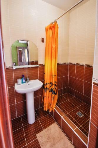 Hostal Guest House On Yaltinskaya