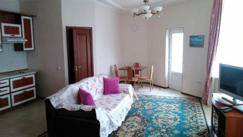 Hostal Raduzhnaya Guest House