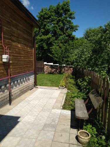 Hostal Guesthouse Puzhalova Izba