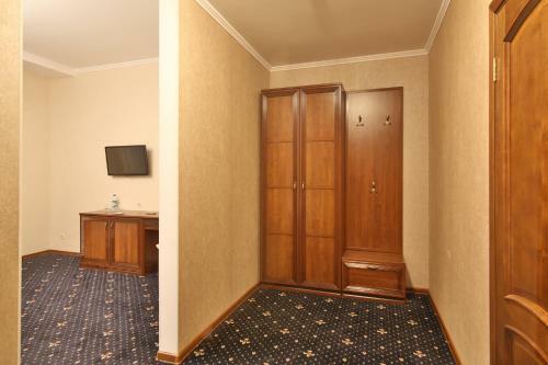 Hotel Austeriya