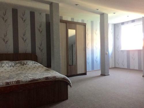 Hostal Apartment On Alpiyskaya