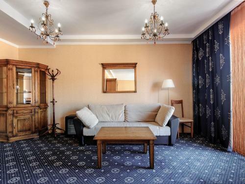 Marinus Hotel