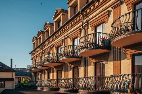 Marinus Hotel