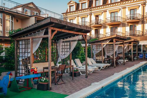 Marinus Hotel