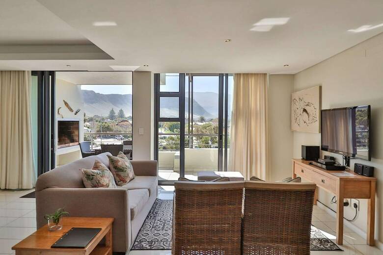 The Whale Coast Hotel