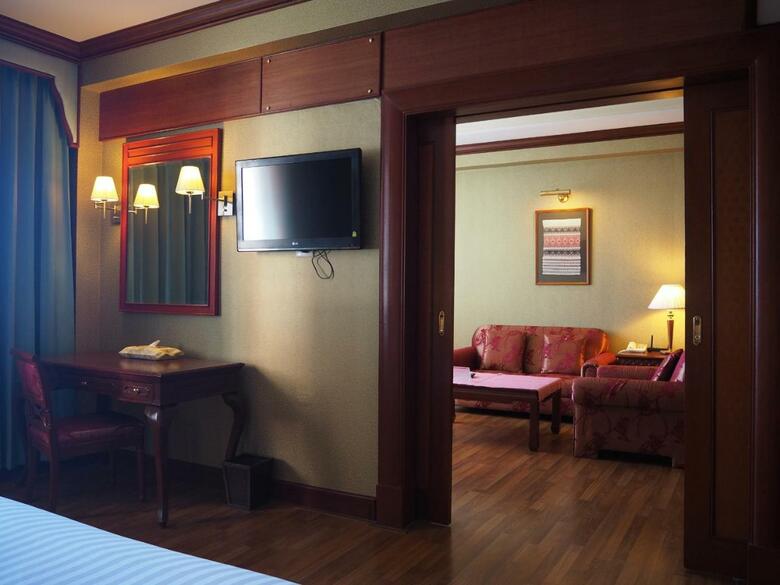Hotel Charoen Thani Khon Kean